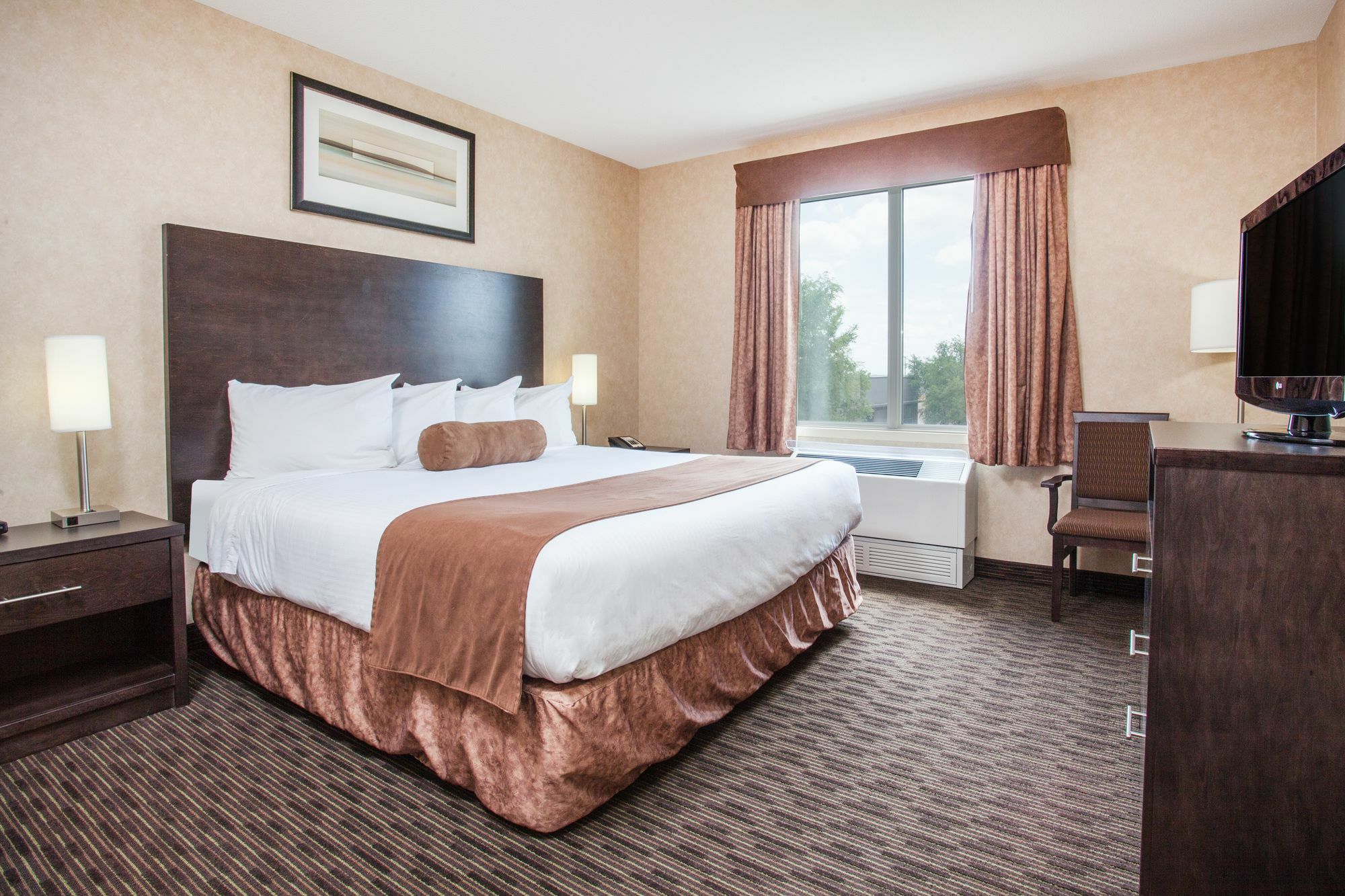 Ramada By Wyndham Estevan Extérieur photo